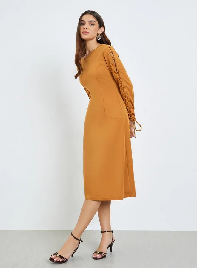 ستايلي فستان نسائي بطول الركبة وأكمام بأربطة